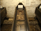 De mummies in de kerk van Wiuwert